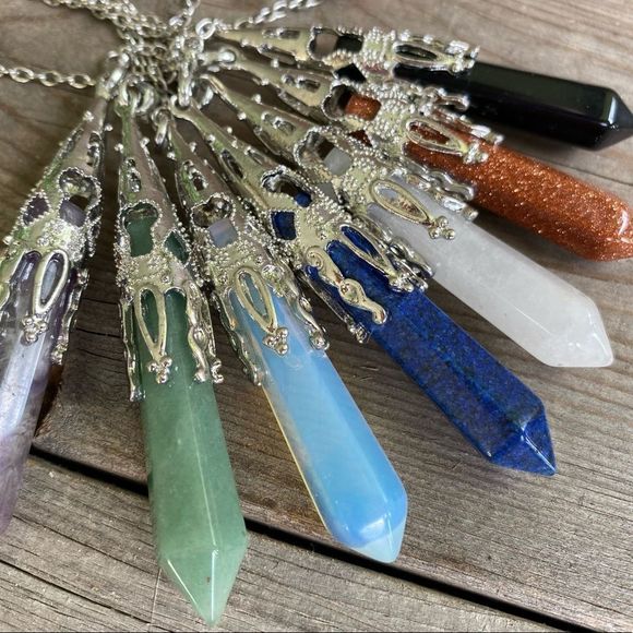 CHAKRA Crystal Pendulums - Picture 7 of 7